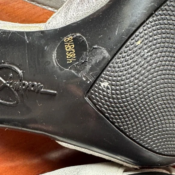 Jessica Simpson Silver Strappy Heels - Picture 4 of 6